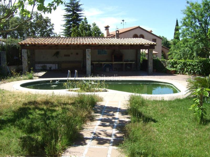 Foto c321b7fd-ba97-4901-bcab-b3f3ae862898. Casa amb piscina a Can Massuet del Far Dosrius