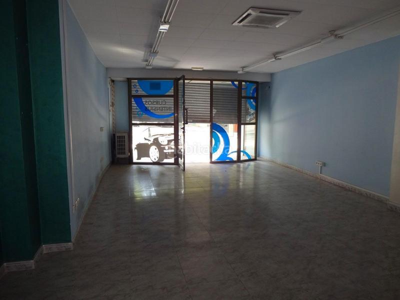 Foto f3629d84-cc89-4e27-a128-f0576f0e647d. Locale commerciale in Via Europa - Parc Central Mataró