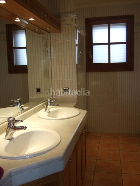 Foto 2d5bc898-89fc-4104-996b-c052f13927a2. Casa amb calefacció piscina a Urbanitzacions Mataró