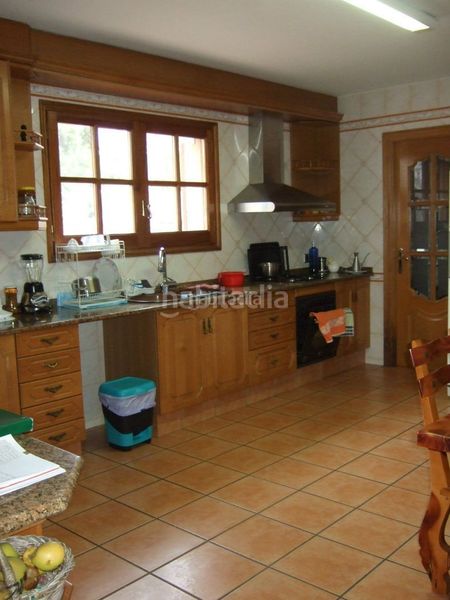 Foto cc23d970-d3fa-4294-9566-2a12a4aabfe3. Casa amb calefacció piscina a Urbanitzacions Mataró
