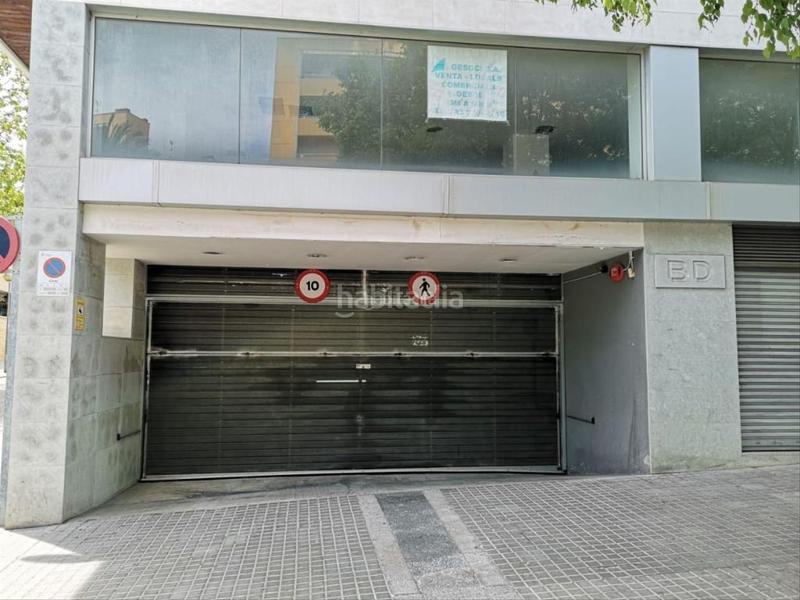 Foto 1b99d3b7-7951-4248-b3a8-e64aa396ede1. Autoparkplatz in Via Europa - Parc Central Mataró