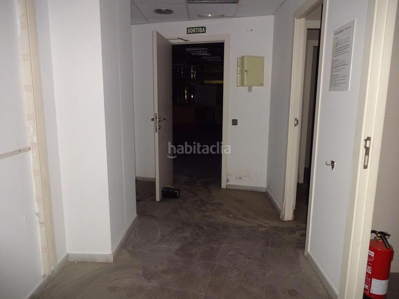 Foto a40cd9f1-7420-48d8-9914-499efe467cfb. Local comercial a mata 58 a El Palau - Escorxador Mataró