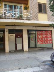 Locale commerciale in Avinguda Jaume Recoder 35