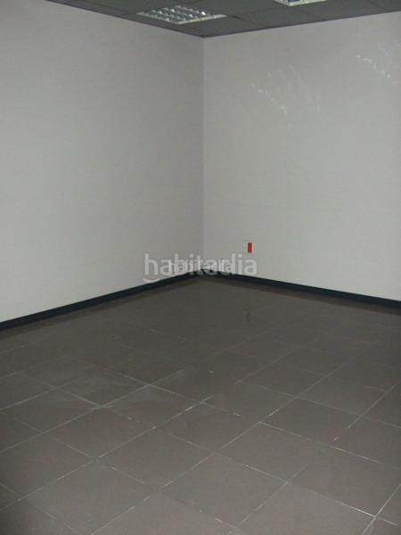 Foto fe3a30ca-4b11-49d5-8963-da04b23cf41c. Local comercial a avinguda jaume recoder 35 a Centre Mataró