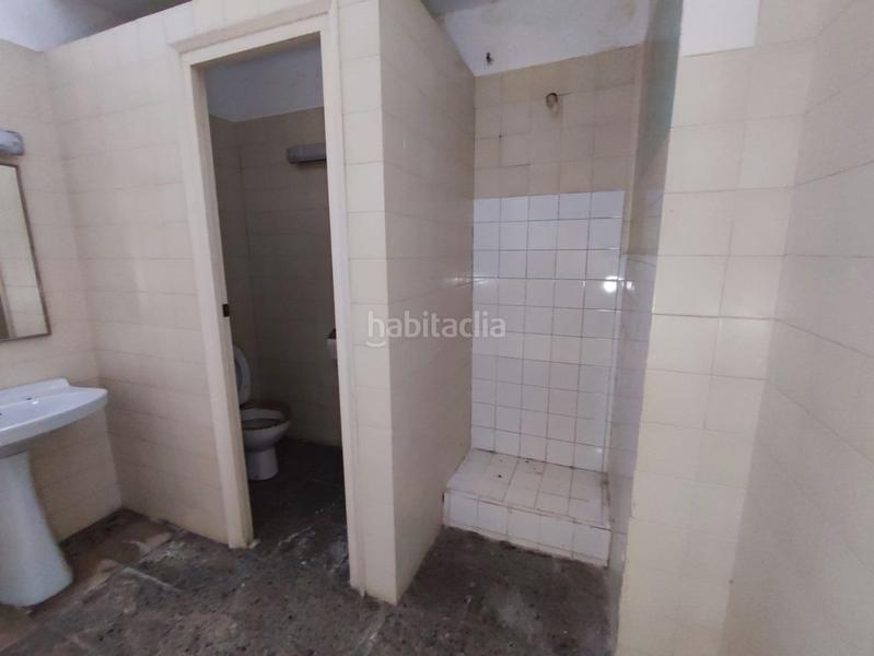 Foto 2fb4c638-de85-4bc0-8993-0c44d7b51442. Local comercial  !!!! en Rocafonda Mataró