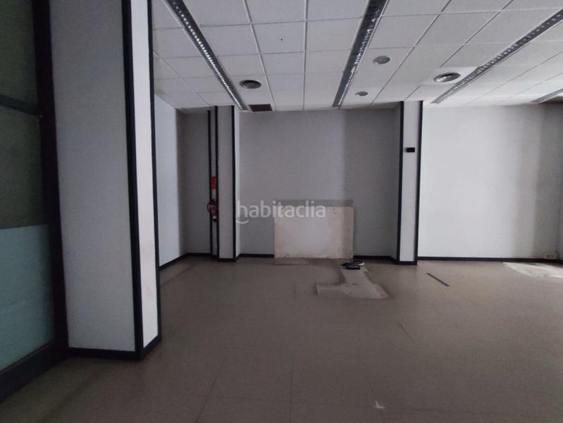 Foto 5a5cec39-2ff9-43eb-97c7-833aa088c34e. Local comercial  !!!! en Rocafonda Mataró