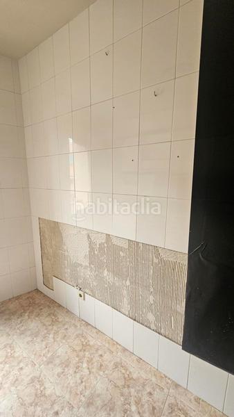 Foto 30b69fa1-f31f-4cfd-a45c-2135334a94de. Piso opción de financiación al 100 en Rocafonda Mataró