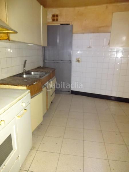 Foto ecc66a71-eebc-4635-8f32-ec9fca4a7214. Flat with heating in Cerdanyola Sud Mataró