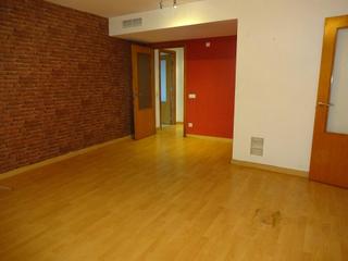 Piso en Via Europa - Parc Central. Piso ocupado !!!