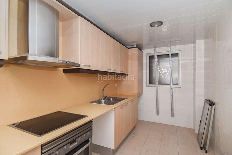 Foto ceb6d692-4642-4353-9828-e91ca15e8295. Flat with pool in Via Europa - Parc Central Mataró