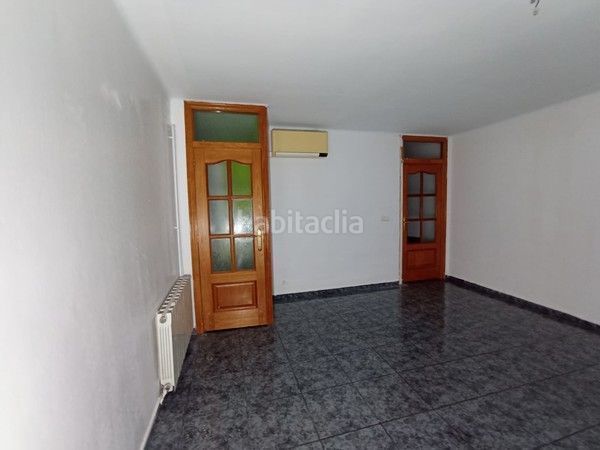 Foto de83e16a-142f-4a27-9ea8-74204252b624. Pis amb calefacció a Cerdanyola Nord Mataró