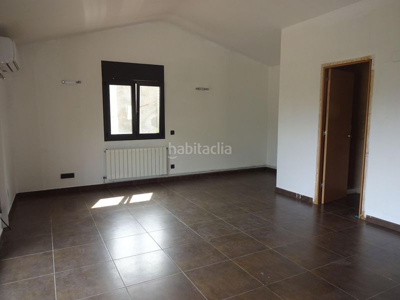 Foto b4c532fe-5316-4755-a167-201dd0f44437. Casa amb calefacció a Can Massuet del Far Dosrius