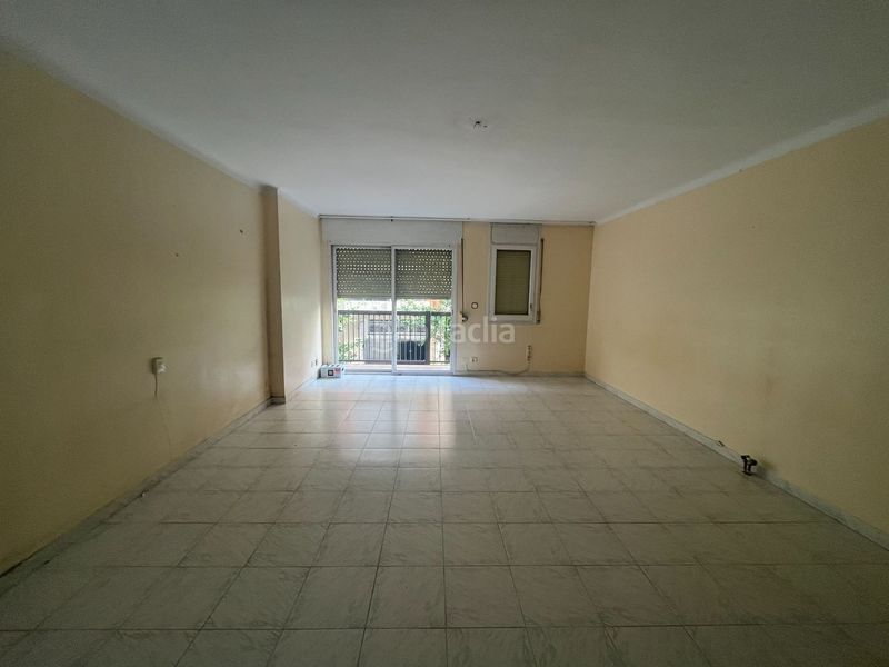 Foto c2ac0037-eaf2-484b-a60f-89cc74e93066. Flat with heating in Centre Mataró