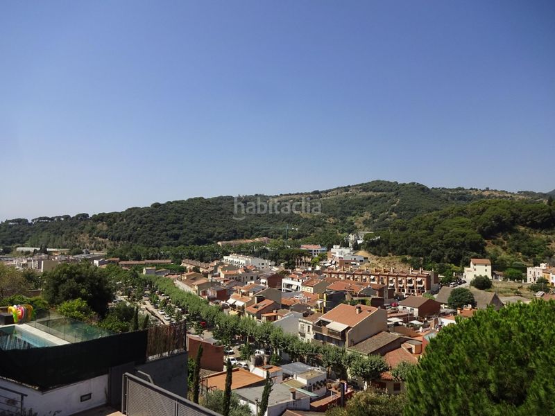 Foto bd67d680-3d18-41f2-a7c2-ac9cb89a6c9c. Casa adossada amb calefacció a Arenys de Munt