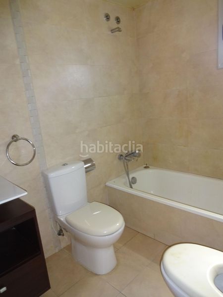 Foto 12034d73-eb0b-40e9-a614-8dcbb70b0efc. Piso  con parking !!! en Via Europa - Parc Central Mataró