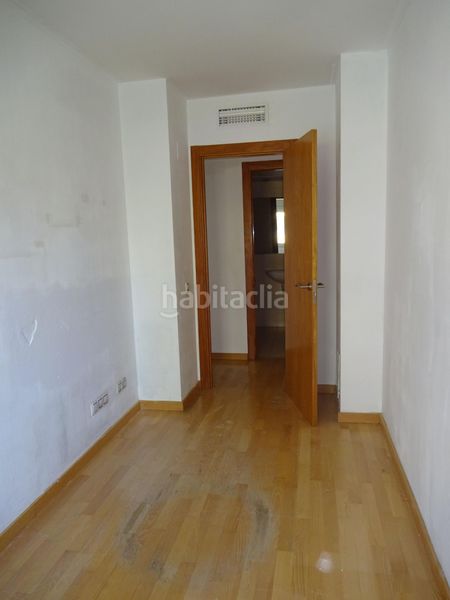 Foto 85e357ca-fd43-412d-bbb3-81a31123c4cb. Piso  con parking !!! en Via Europa - Parc Central Mataró