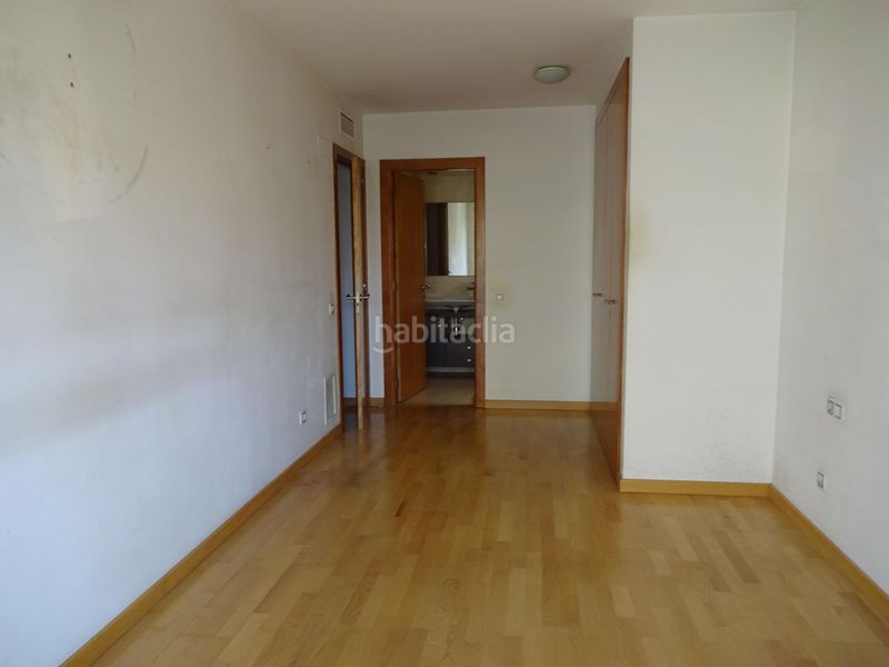 Foto b91b28b3-c540-4da6-90da-7b4ec32a3769. Piso  con parking !!! en Via Europa - Parc Central Mataró