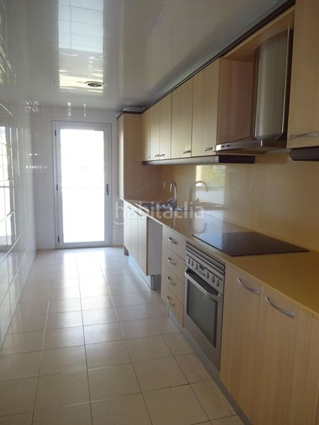 Foto cdcdf375-fd54-44fd-add9-ecc0f084d003. Piso  con parking !!! en Via Europa - Parc Central Mataró