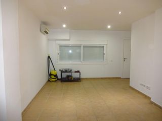 Etagenwohnung in El Palau - Escorxador. Planta baja con entrada independiente !!!!