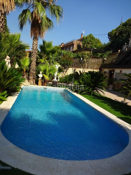 Foto e7d53220-8d25-484c-b458-0b2c8096d8da. Casa amb piscina a Urbanitzacions Argentona