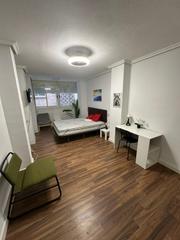 Location Studio à Centro. Se alquilan habitaciones en molina de segura