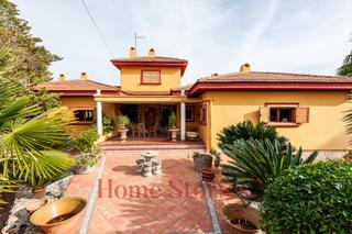 Chalet en Olimar-Carambolo-Atalaya de Levante