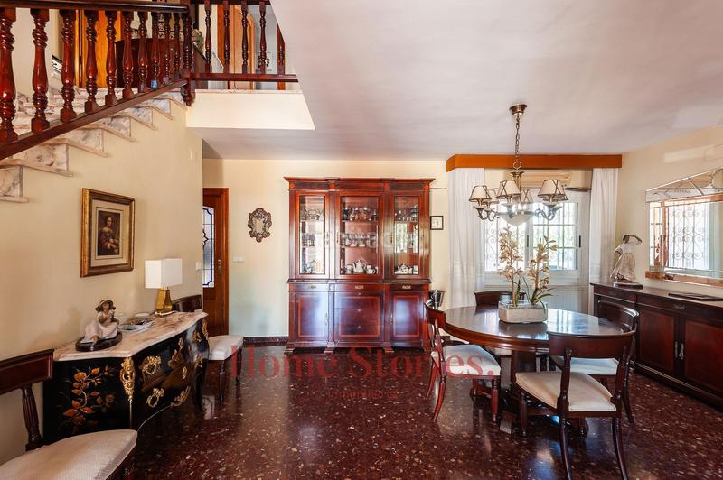 Foto 501db946-6119-4d11-ba8f-c9525f2ac087. Chalet mit heizung parking pool in La Cañada Paterna