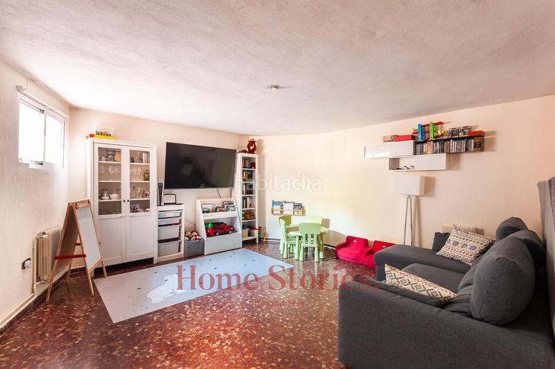 Foto 0fed8a7f-8549-4558-873b-8b7923de5717. Chalet con riscaldamento parcheggio piscina in La Cañada Paterna