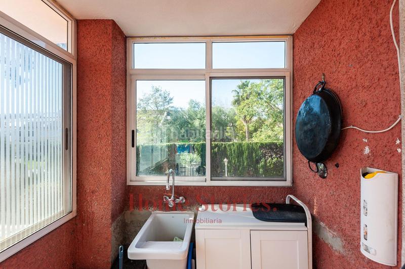 Foto 4a7d3ec3-0805-4bdd-af20-371c2e8edfbe. Chalet con riscaldamento parcheggio piscina in La Cañada Paterna