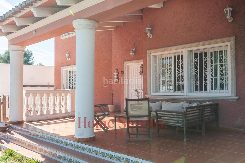 Foto c713cdbf-99db-48f0-af96-c26f7ac2c7c3. Chalet con riscaldamento parcheggio piscina in La Cañada Paterna