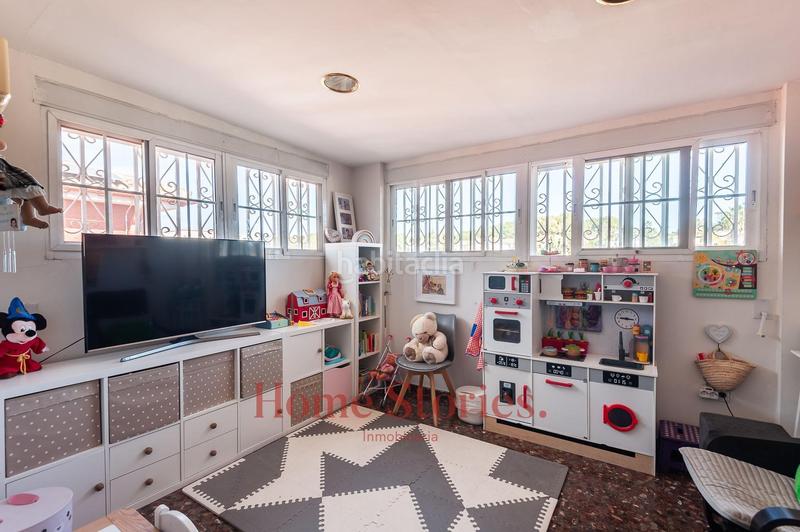 Foto 9639eba4-9605-4697-8495-68eeb19b0cb4. Xalet amb calefacció aparcament piscina a La Cañada Paterna