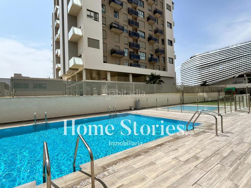 Foto 39a63395-572b-45a8-b8e5-b1f592920771. Pis amb calefacció aparcament piscina a Ciutat de les Ciències i de les Arts - Justicia Valencia