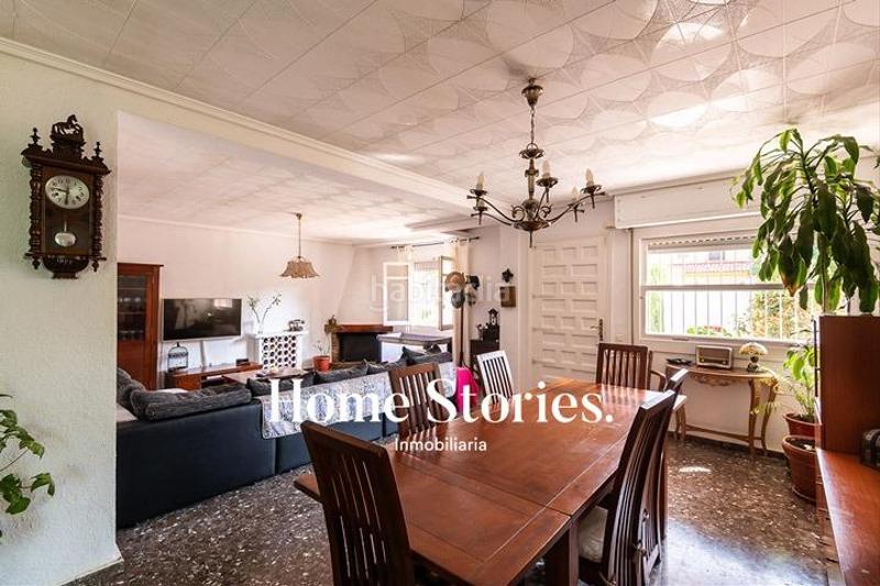 Foto 179cfe94-d11e-44b9-bf43-109a89884d62. Chalet con riscaldamento parcheggio piscina in La Cañada Paterna