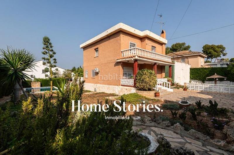 Foto 232a46a3-d7a6-4115-bdc6-a670d91911c5. Chalet con riscaldamento parcheggio piscina in La Cañada Paterna