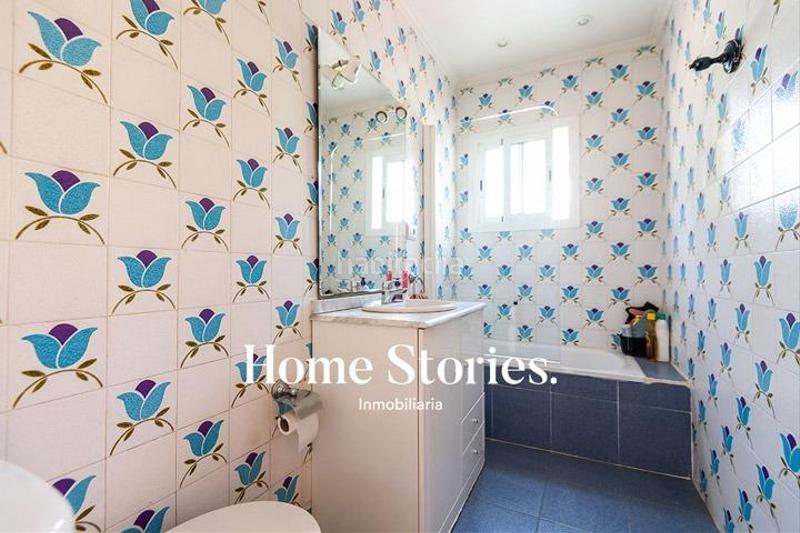 Foto 5f08176a-3a8b-4ea8-8e8e-f32c713e26ae. Chalet con riscaldamento parcheggio piscina in La Cañada Paterna