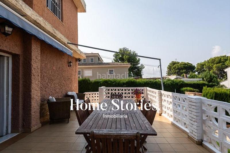 Foto 7746516d-340f-47a8-af83-e3af59e8e724. Chalet con riscaldamento parcheggio piscina in La Cañada Paterna