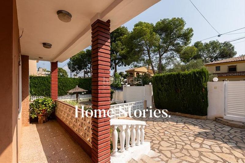 Foto e55b6ac4-c448-478a-ae0e-1ef6e2837b76. Chalet con riscaldamento parcheggio piscina in La Cañada Paterna