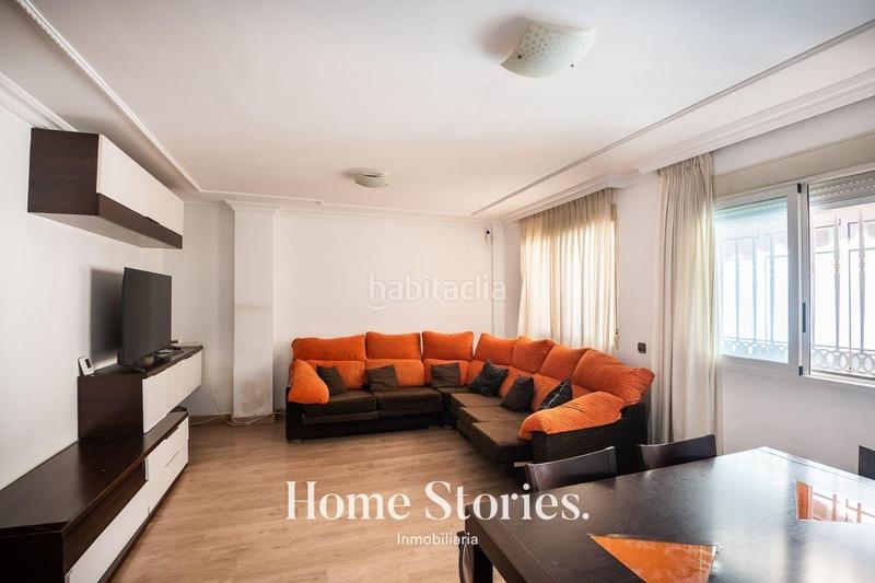 Foto 90c3e140-0952-4d50-b724-f487e82d6dfd. Casa en Zona Avenida Alta - Auditorio Torrent