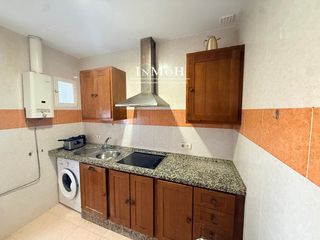 Piccolo appartamento en La Caleta - La Vi�a. Apartamento en la vi�a conservado