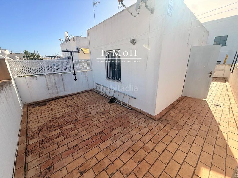 Foto 8cb1677b-06a0-4ce4-aed8-3736fd62da44. Casa adossada a Centro Ciudad San Fernando