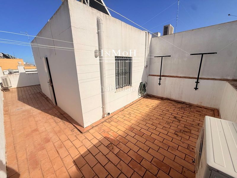 Foto c0be2f41-6650-4ca7-a68b-1e6583ad3178. Casa adossada a Centro Ciudad San Fernando
