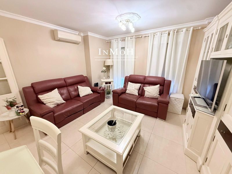 Foto e46876db-3b0c-4907-8ca7-2ad654ad751e. Casa adossada a Centro Ciudad San Fernando