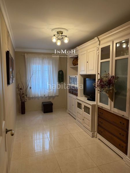 Foto e5d7fc18-697b-4b82-9d22-73bd3a2bb1e2. Casa adossada a Centro Ciudad San Fernando