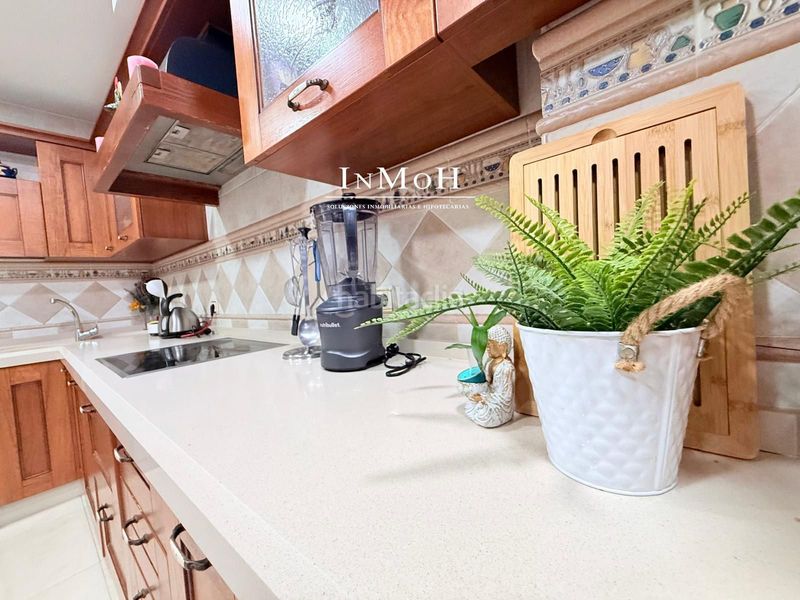 Foto ef8ca6f8-8267-4dd5-9ea5-e79370a01837. Casa adossada a Centro Ciudad San Fernando