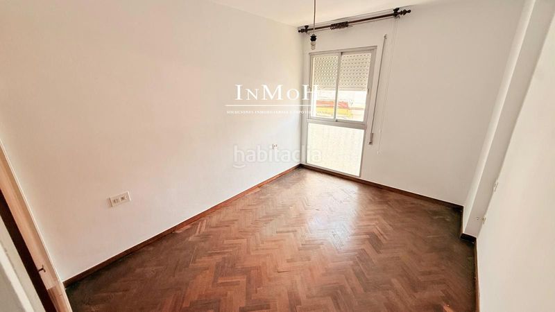 Foto 4b9fda4a-6190-4715-9423-59d2c2d4b9d1. Piso  zona ayuntamiento 4 dormitorios y 2 baños en San Fernando