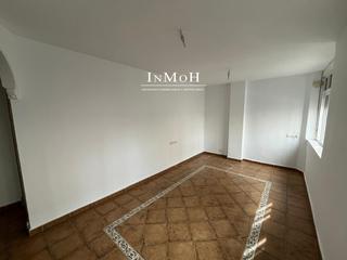 Flat en El Cristo - Cayetano Roldn. Piso bajo en san ignacio