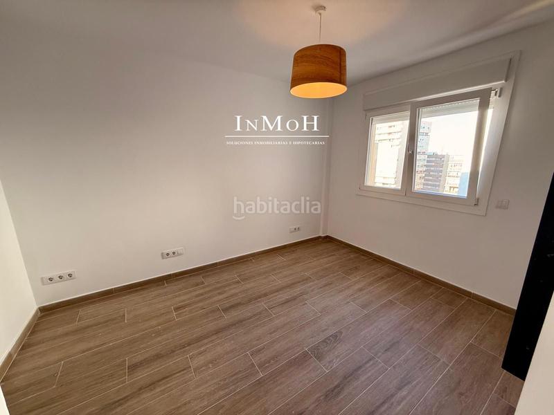 Foto fd25eb12-76b2-472d-8c04-67d0a9338f5c. Appartamento in Paseo Marítimo - San José - La Laguna Cádiz