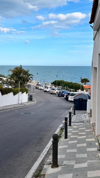 Foto 1d2e88c8-7bb6-4ca0-843b-d8b51c194903. Miete etagenwohnung in avenida de la armada 201 in Benalmádena