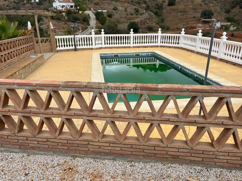 Foto 4cde2d23-1ab4-4379-9529-601806085ae8. Affitto casale con camino parcheggio piscina in Riogordo