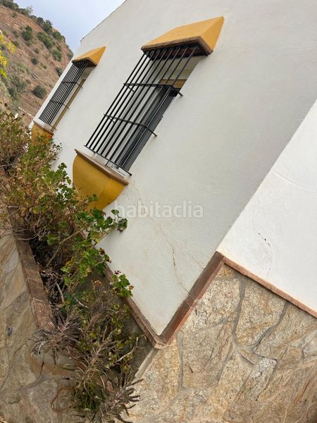 Foto af65570b-7217-48e8-8ce3-5e773d2ffecd. Lloguer masia amb xemeneia aparcament piscina a Riogordo